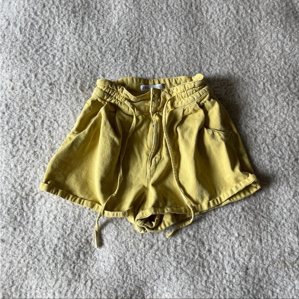 Zara small yellow shorts